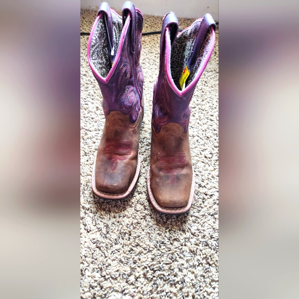 Girl boots